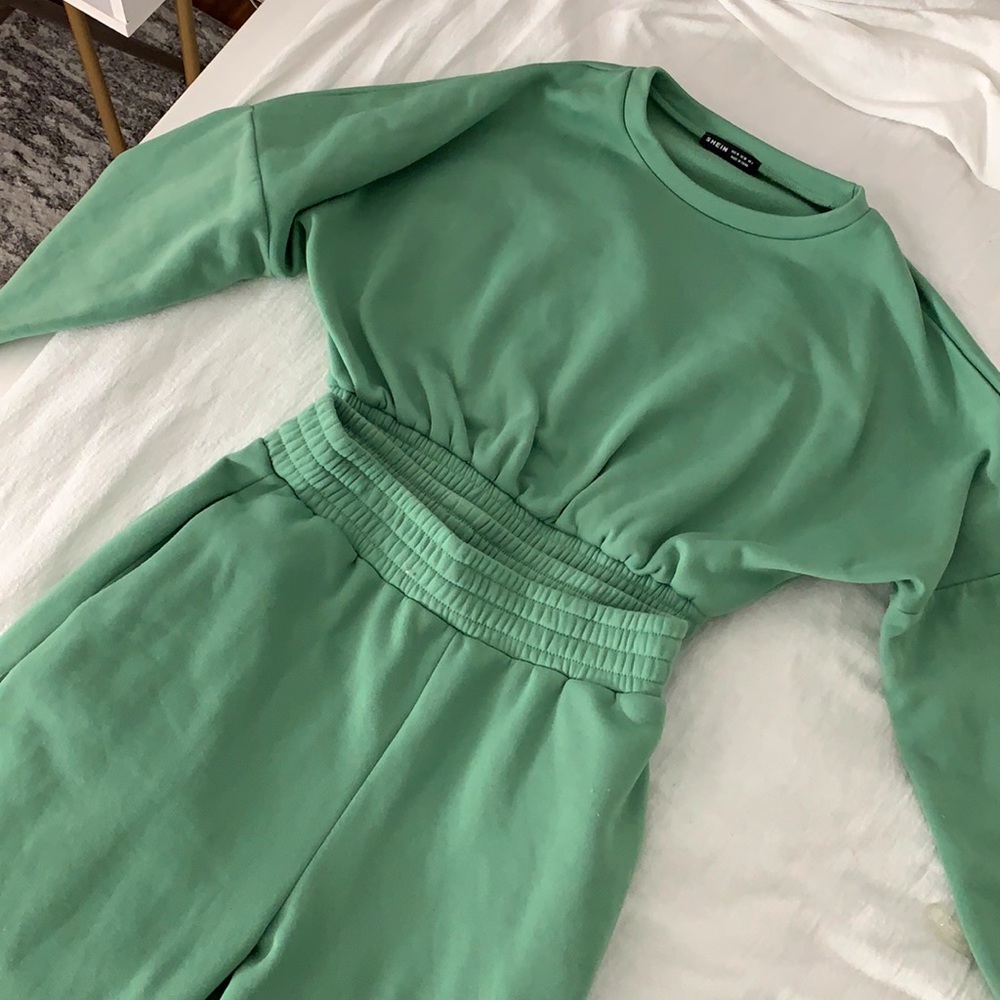 Two piece set lounge wear